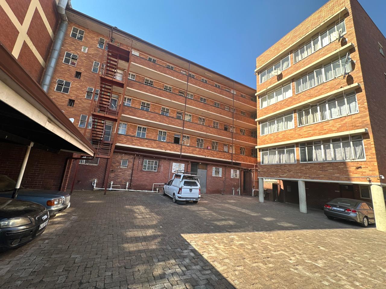 MOREWAG BUILDING - Image 2